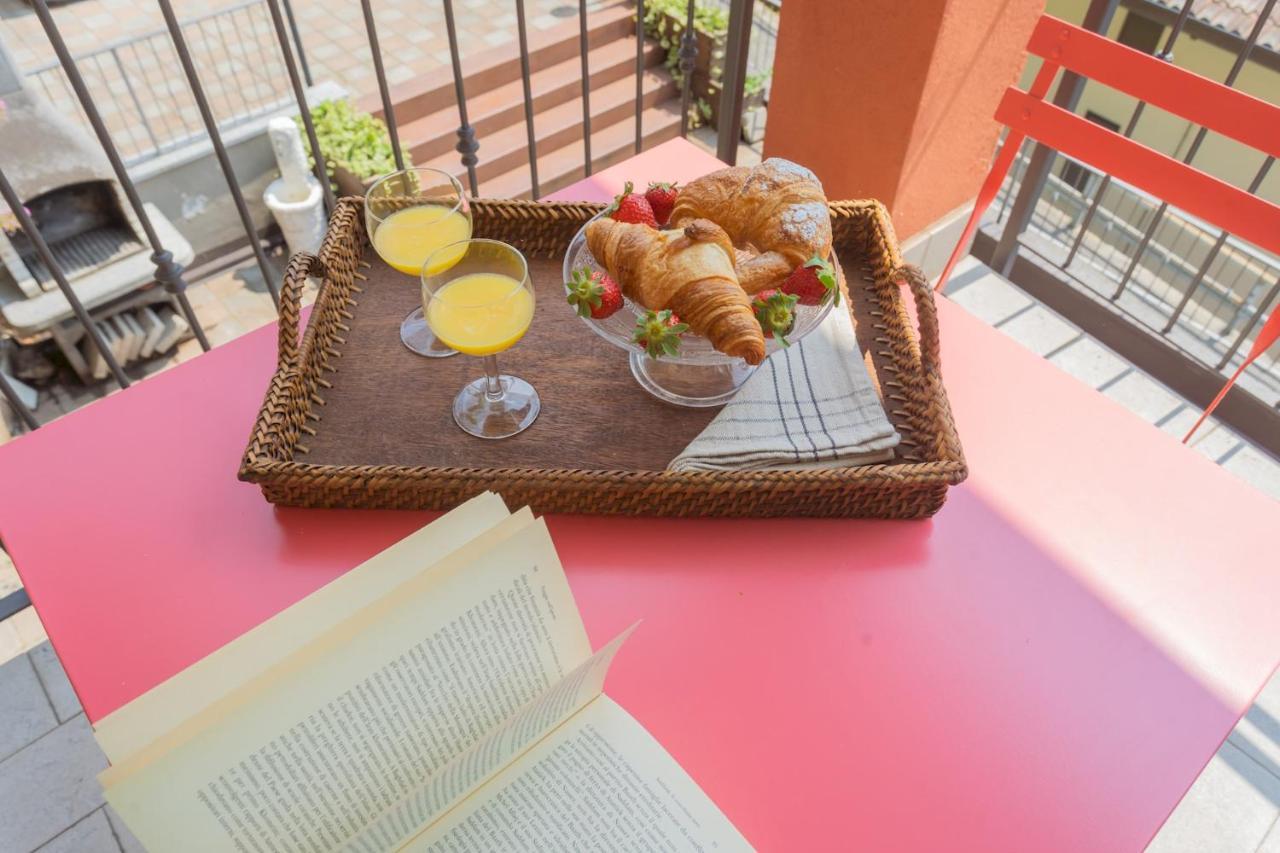 Blue Bliss Apartment By Rent All Como Colonno Esterno foto